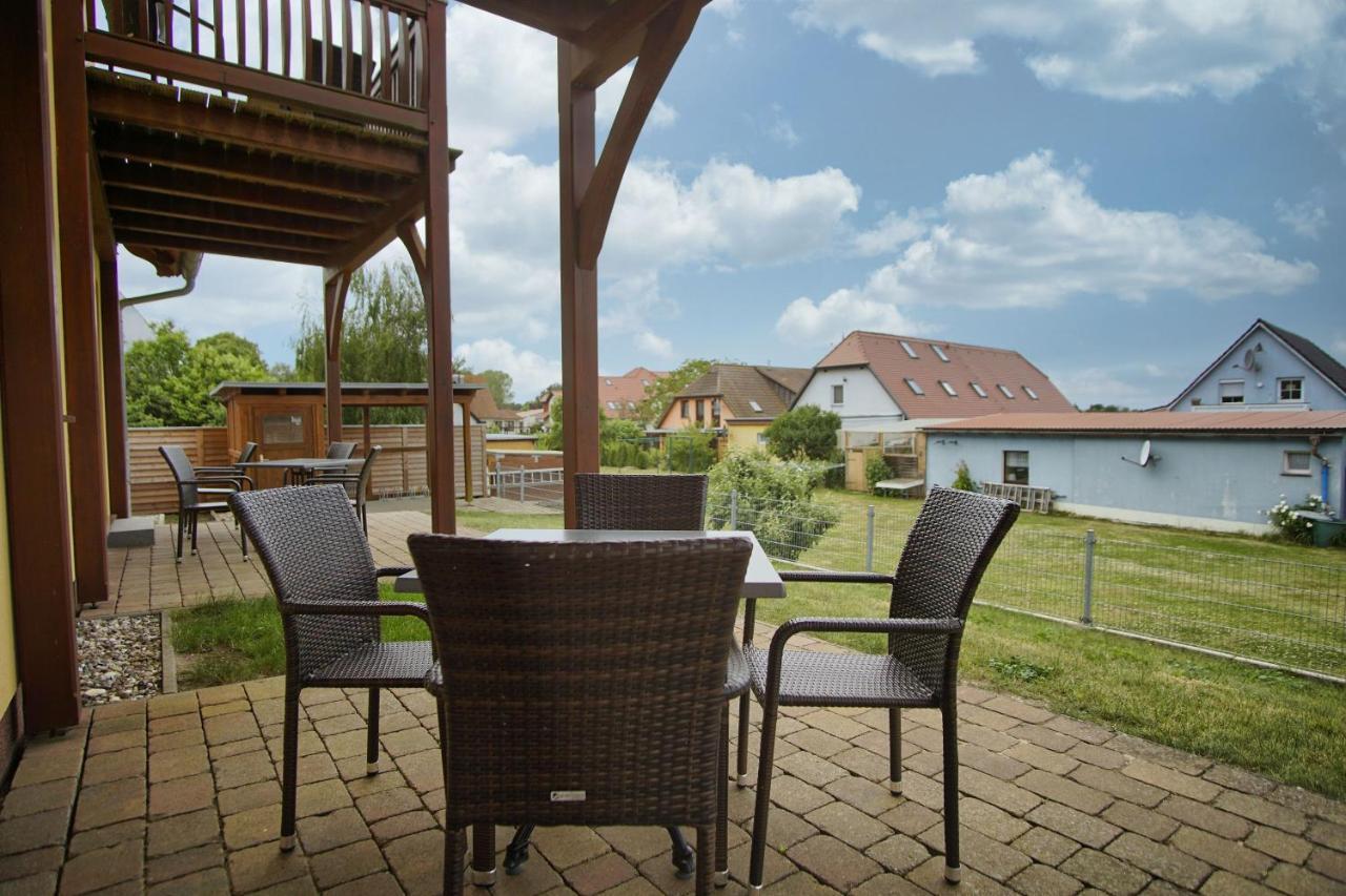 Schicke Fewo Mit Terrasse, Gratis Nutzung Vom Ahoi Erlebnisbad Und Sauna In Sellin - Haus De Niege Wech Fewo 02 蒂索 外观 照片
