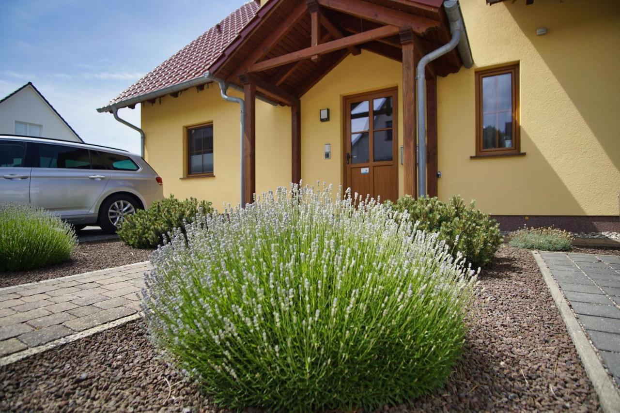Schicke Fewo Mit Terrasse, Gratis Nutzung Vom Ahoi Erlebnisbad Und Sauna In Sellin - Haus De Niege Wech Fewo 02 蒂索 外观 照片